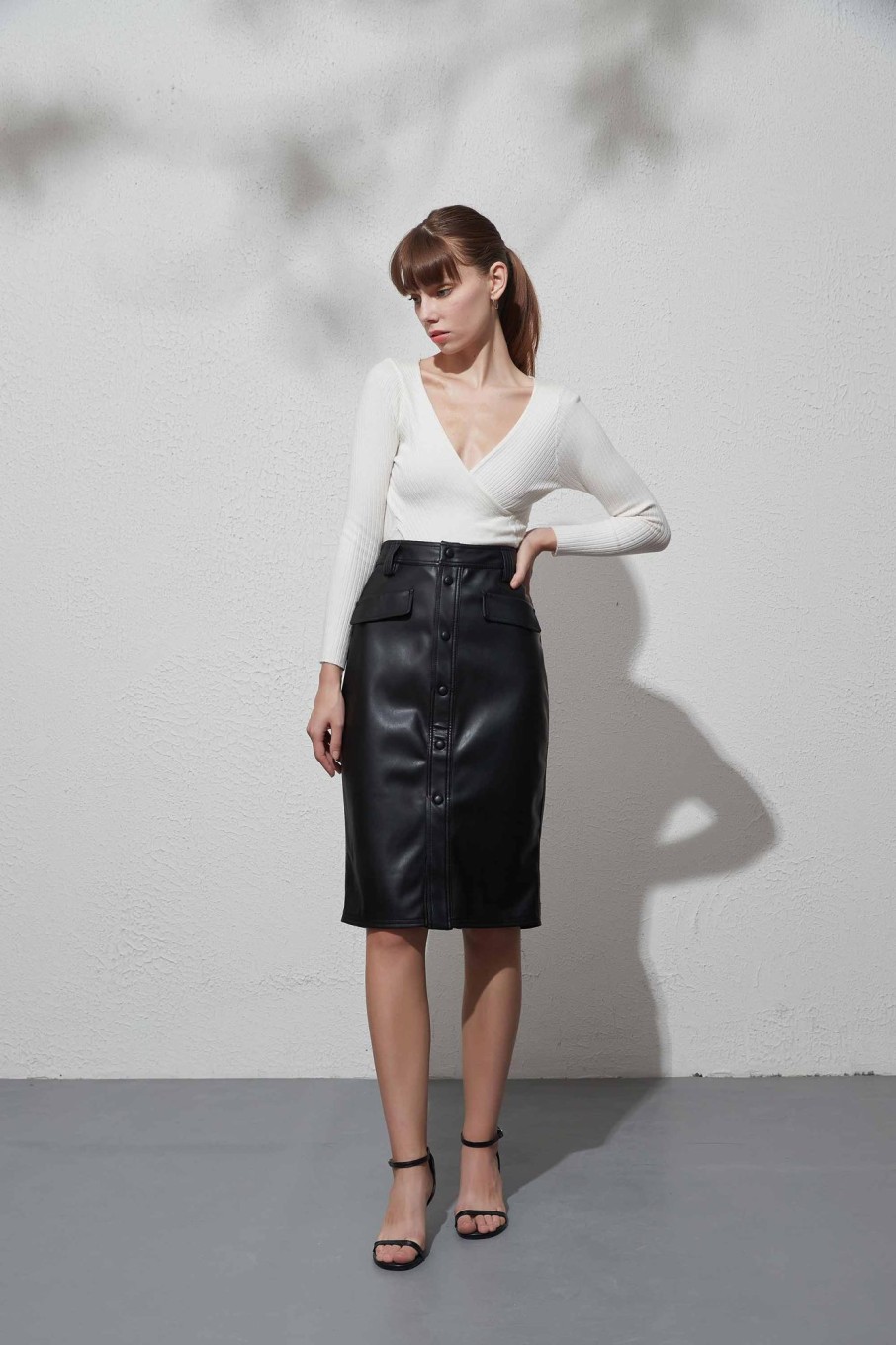 Women Grace Willow the Label | Asymm Skirt Black