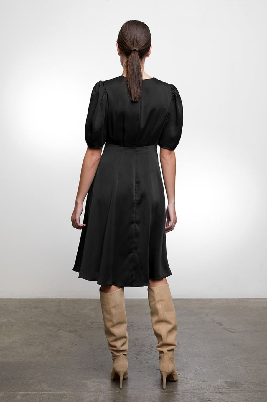 Women Grace Willow the Label | Chance Dress Black