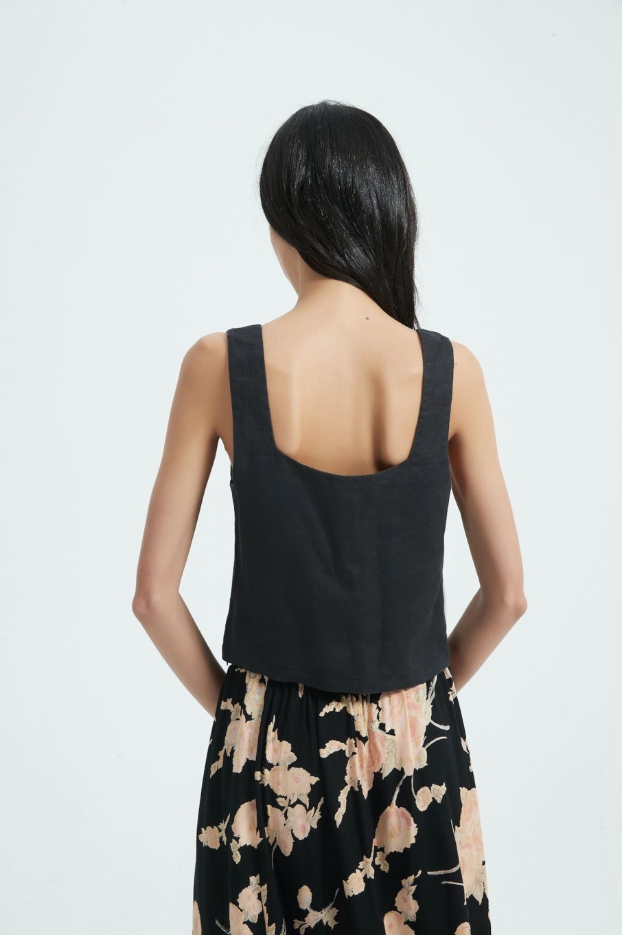 Women Grace Willow the Label | Anya Linen Top Black