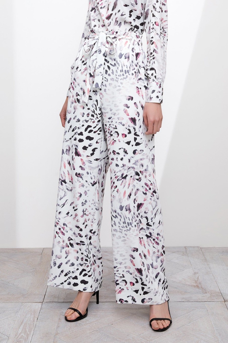 Women Grace Willow the Label | Arlo Pant Silver Leopard