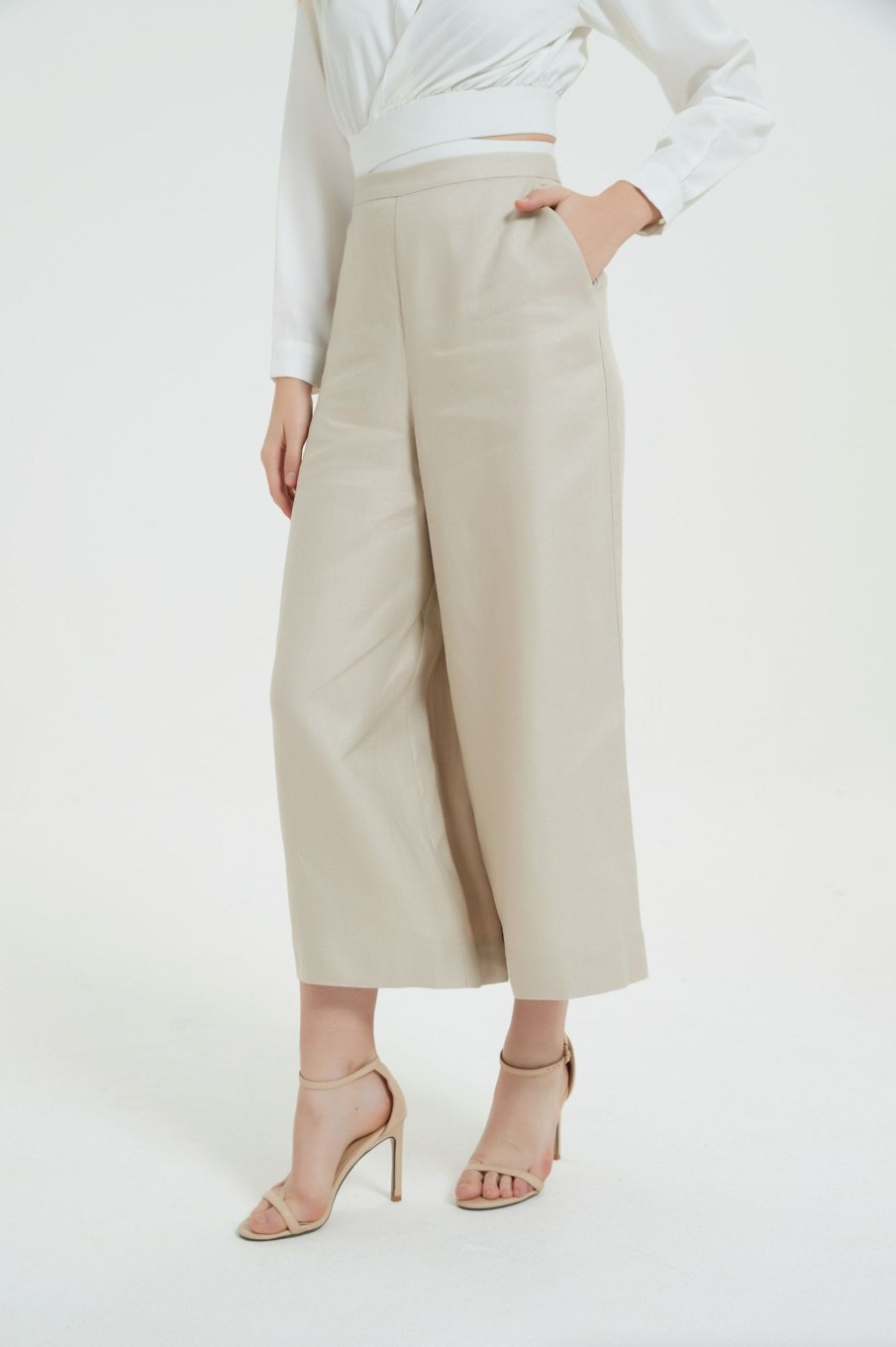 Women Grace Willow the Label | Celine Culotte Sand